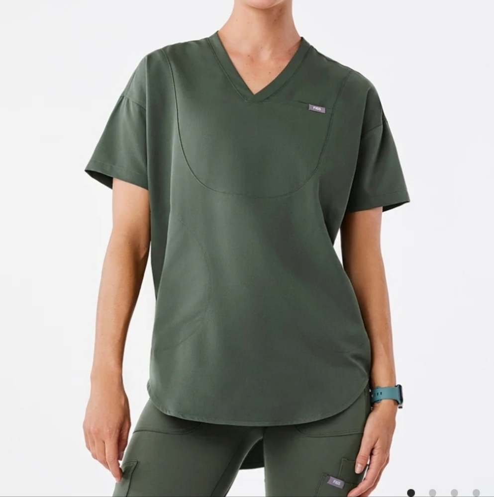 Figs Halle V-Neck Scrub Top